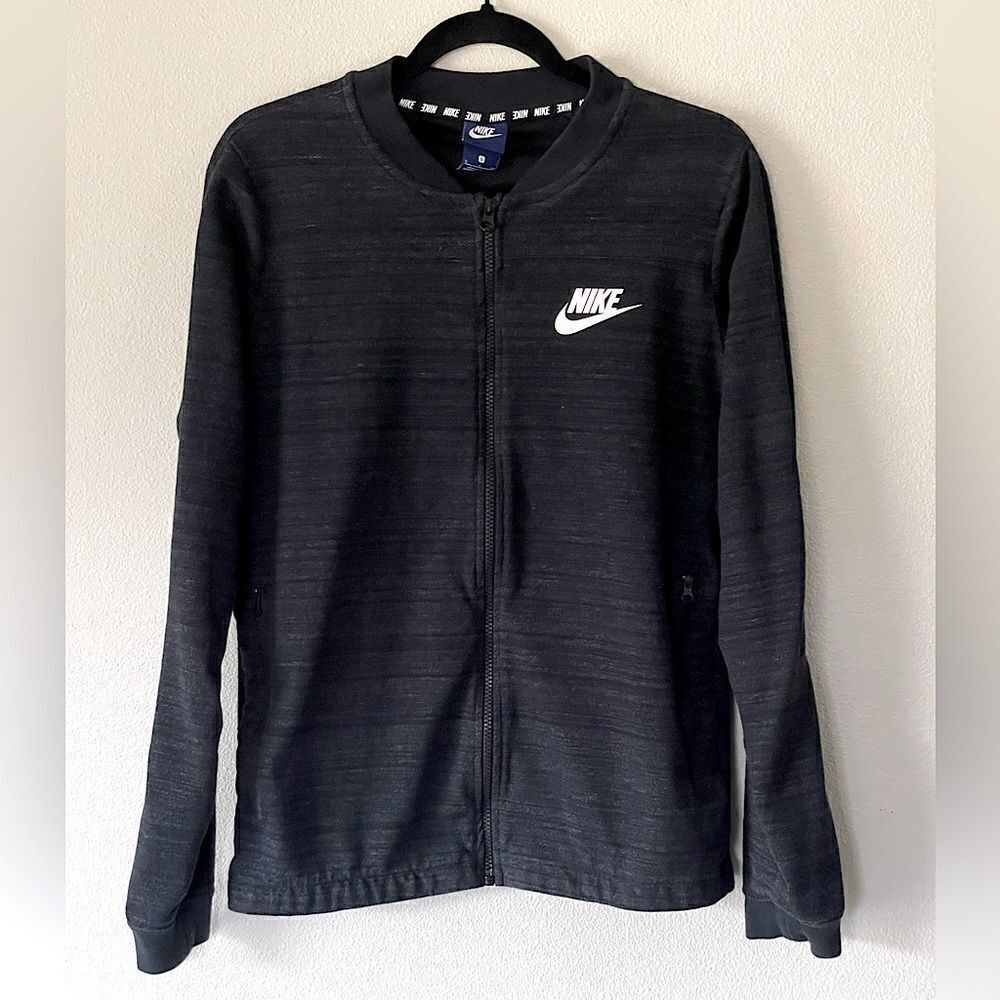 Mens Nike Dark-Gray, Long-Sleeve, Zip-Up Jacket. Size Small.